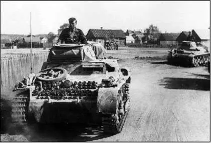 Поход на Восток начался Танки PzI AusfA на советской земле Июнь 1941 года - фото 96