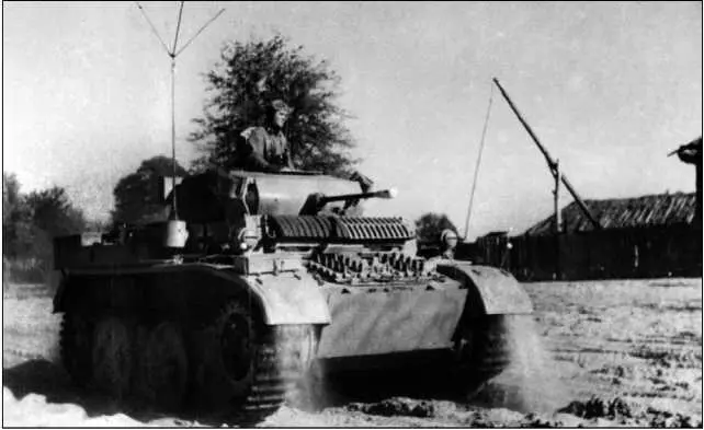 Легкий танк PzII AusfL из состава 4го разведывательного батальона 4й - фото 157