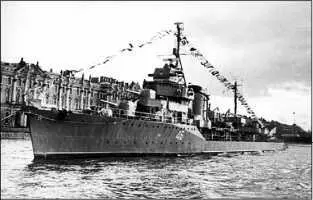 Громкий на Неве 1950е гг В 1958 г выведен из боевого состава и - фото 132