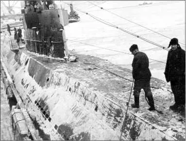 Д3 в Полярном зима 194142 г В свой последний боевой поход с задачей - фото 184