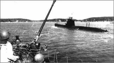 Щ303 у побережья Финляндии конец 1944 г начало 1945 г 21 мая она лежала - фото 197