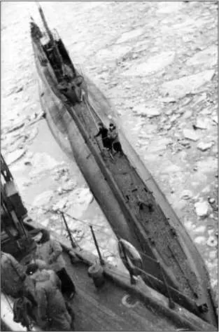 ПЛ Щ309 в Турку февраль 1945 г Заложена 6 ноября 1933 г в Горьком на - фото 200