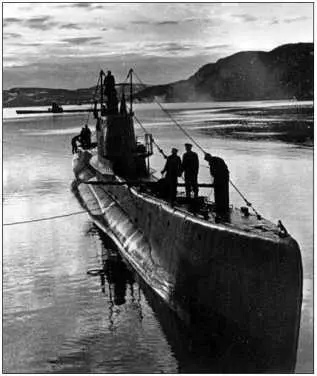Щ402 возвращается из похода 1944 г С 10 по 26 июля 1944 г Щ402 выходила - фото 211