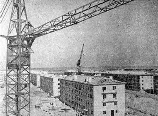 Строится город Светлый Медногорский медносерный комбинат производит - фото 69