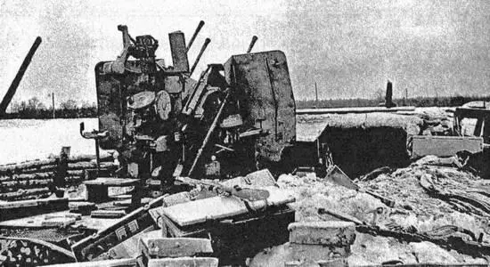 Разбитое немецкое орудие Январь 1943 г Прорыв блокады Танки и пехота - фото 17