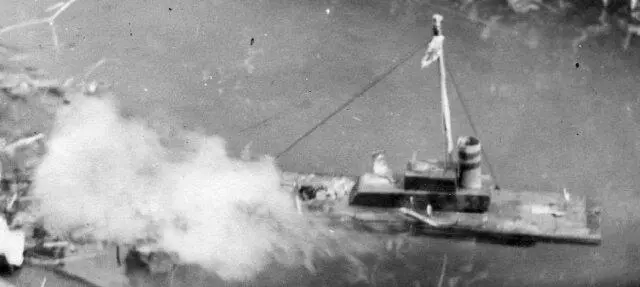 Рис 132 Пушки деревянного монитора стреляли как настоящие Началась борьба - фото 51