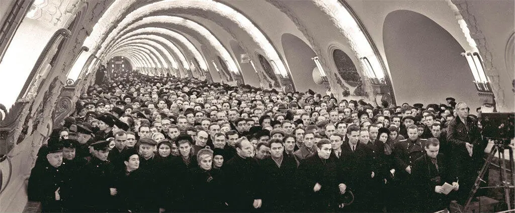 Открытие Ленинградского метрополитена станция Площадь Восстания Фото Павла - фото 103