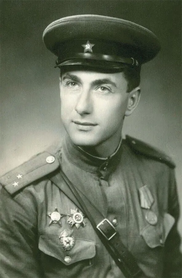 Борис Давыдович Сурис 1940е Мне он очень понравился к тому же я от него - фото 118