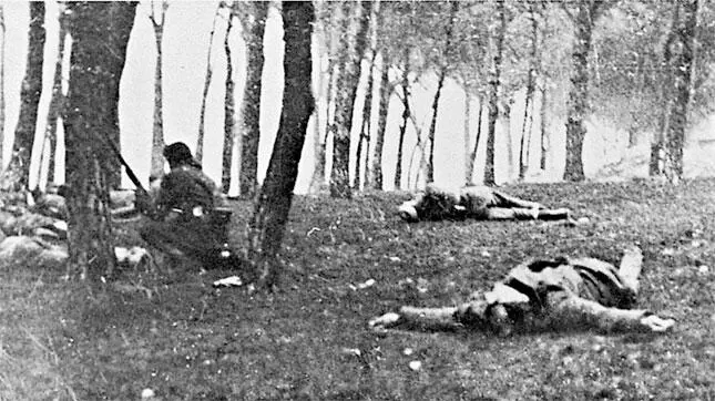 Бой в КасадеКампо ноябрь 1936 г Беженцы прячутся в мадридском метро во - фото 34