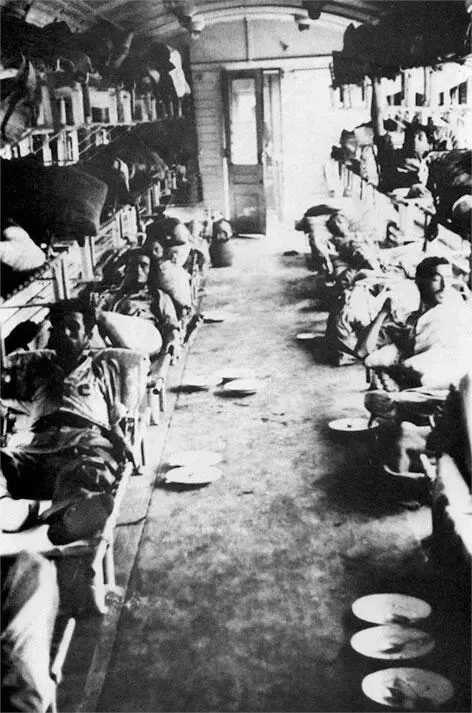 Республиканский госпитальный поезд вблизи фронта Эбро лето 1938 г Генерал - фото 55