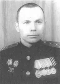 Командир отряда катеров МО 1944 г Старший лейтенант артиллерист 2 - фото 35