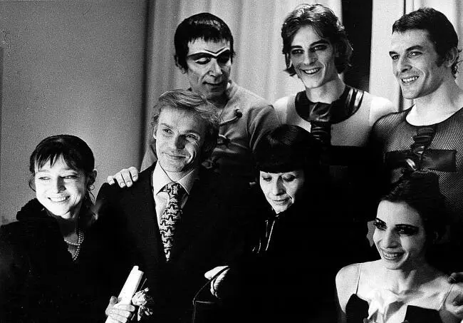 Стоят Ролан Пети Дени Ганьо Руди Бриан Сидят Екатерина Максимова Владимир - фото 72