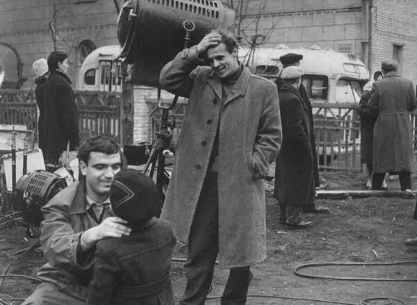На съёмках фильма Звезда на пряжке с В Туровым Начало 1960х гг Групповое - фото 17