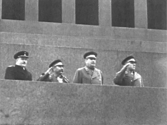 Парад Победы На трибуне Мавзолея главные полководцы страны ГЛАВА 11 Анастас - фото 23