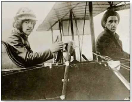 И И Сикорский слева за штурвалом самолёта 1934 год Экспериментальный - фото 5