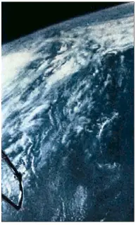 Снимки Земли сделанные Германом Титовым с борта корабля Восток2 были - фото 10