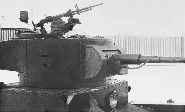 Танк Т26 с зенитной установкой П40 на башне с пулеметом и без него Завод - фото 62