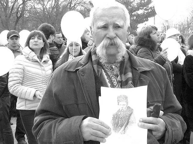 9 марта 2014 г Симферополь Чествование Дня рождения Тараса Шевченко Фото - фото 117
