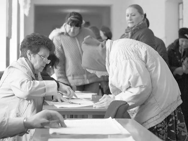 16 марта 2014 г Симферополь Референдум Фото Радіо Свобода В одном из - фото 135
