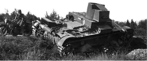 Еще одна машина с тактическим обозначением 14й танковой дивизии 7го - фото 38