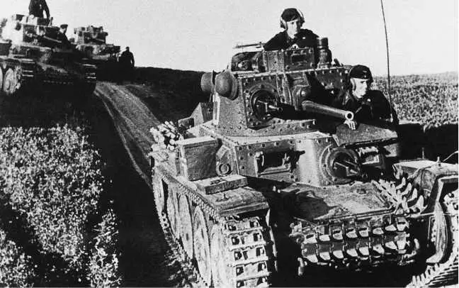 Танки Pz38 t из состава 7й танковой дивизии вермахта на марше Белоруссия - фото 56