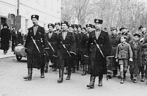 Казачья дивизия генерала фон Паннвица позднее переформированная в - фото 19