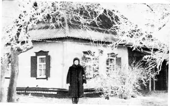 Дом в селе Салогубовка где родился Кузьма Гнедаш Памятник Герою Советского - фото 20