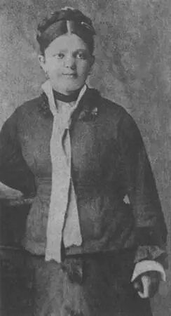 Моя бабушка Ханна Зиманенок Родилась в XIX веке Умерла в 1924 году в - фото 4