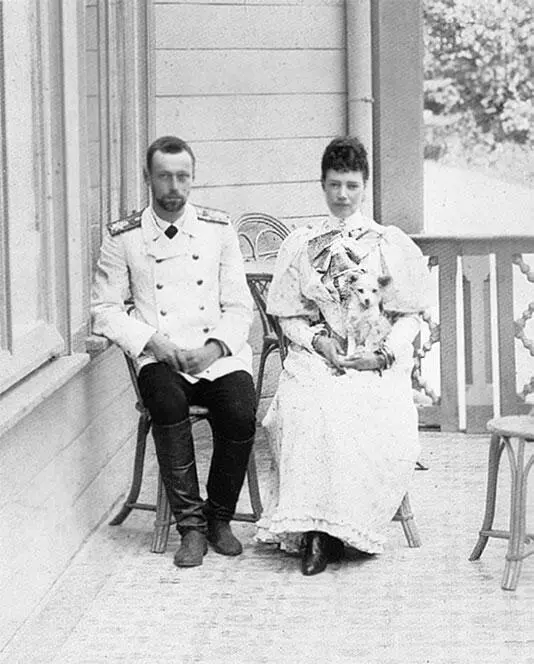 Императрица Мария Федоровна и Георгий Александрович в АбасТумани 1896 г На - фото 296