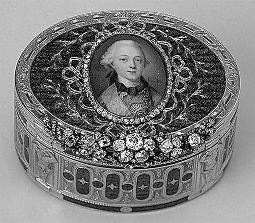 Табакерка с портретом великого князя Павла Петровича 1774 г Серебряный - фото 76