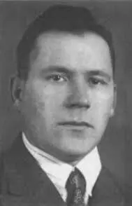 Генералмайор Серафим Михайлович Чувырин начальник разведывательного отдела - фото 12