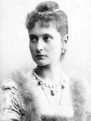 Аликс Гессенская 1892 г Их нежное чувство зародившееся при первой встрече - фото 22