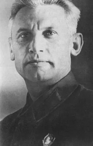 Фадеев секретарь Союза писателей СССР 1943 г Фадеев на выставке В - фото 31
