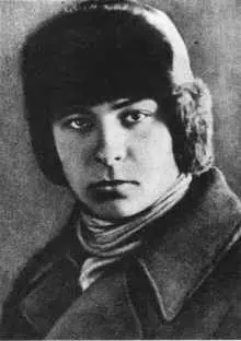А Г Серафимович Казнен гитлеровцами вместе с 6летним сыном Валентином В - фото 50