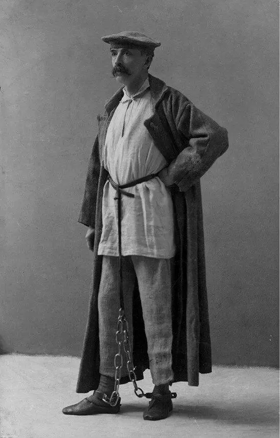 Джoрдж Кеннан в одежде сибирского каторжанина Фотография конца 1880х гг - фото 4