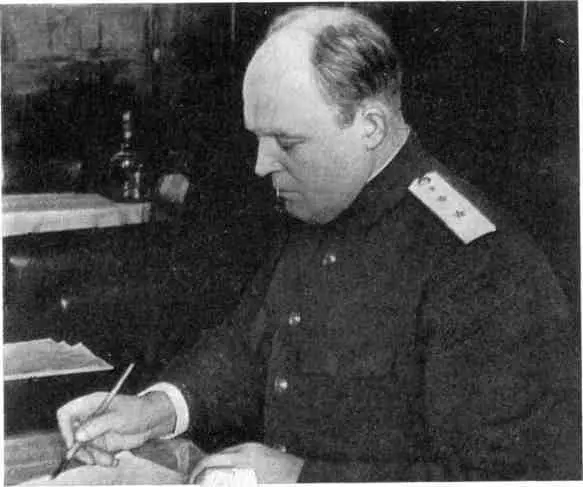 Начальник Главного военносанитарного управления Красной Армии Е И Смирнов - фото 20