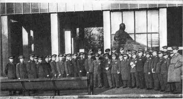Военные хирурги участники симпозиума в Институте хирургии имени А В - фото 57