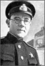 Николай Николаевич Панов будущий Дир Туманный родился в 1903 г в Козельске - фото 19