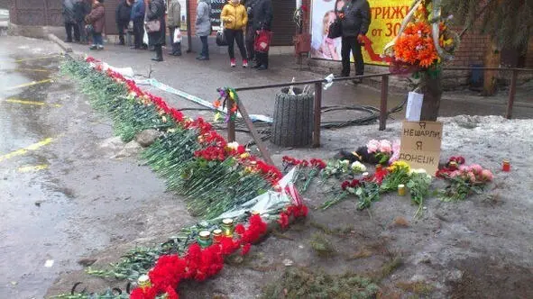 Боссе на следующий день после трагедии Глава 29 Бомбежка Донецка в конце - фото 12