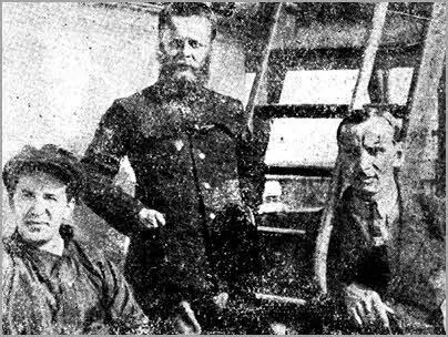 Первые жители Земли ФранцаИосифа слева доктор Георгиевский нач поселения - фото 10
