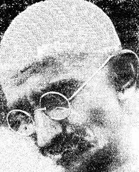 Махатма Ганди вождь индийской мелкой буржуазии Весной этого года он обявил - фото 36