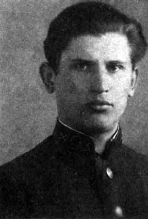 П М Демидов учащийся 9й Ленинградской артиллерийской спецшколы 1940 г В - фото 4