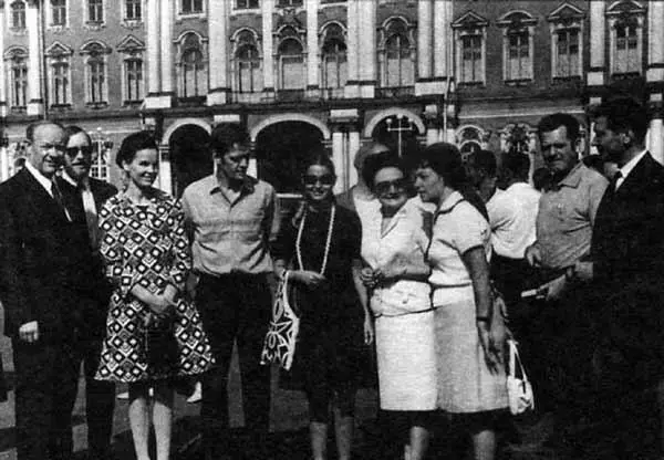 Жан Кретьен в центре министр затем премерминистр страны Пребывание в - фото 36