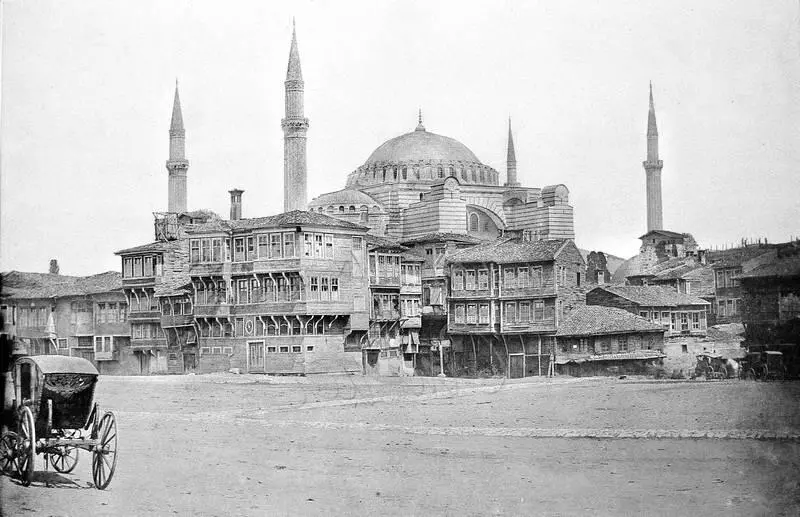 Уже в самом начале книги при описании путешествия на пароходе становится - фото 123