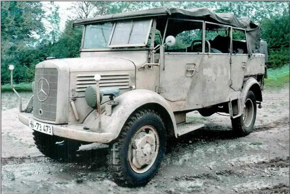 Транспортёр пехоты Kfz 11 MercedesBenz L1500A вмещал шесть солдат и водителя - фото 68