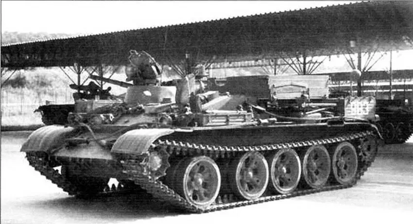 Чехословацкий бронированный тягач VT55A на базе танка Т55 Получив лицензию - фото 38