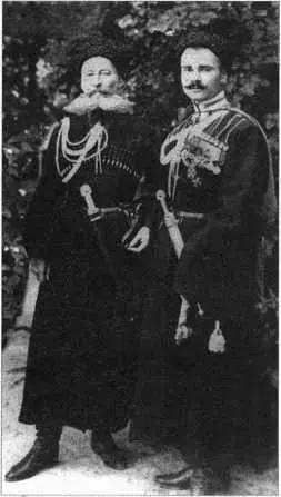 Николай Устимович и Иван ПолтавецОстряница Фото 1918 г Во время - фото 239