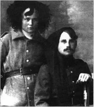 Украинские казаки с чубами Фотография 1919 г Элемент стилизованного чуба в - фото 422