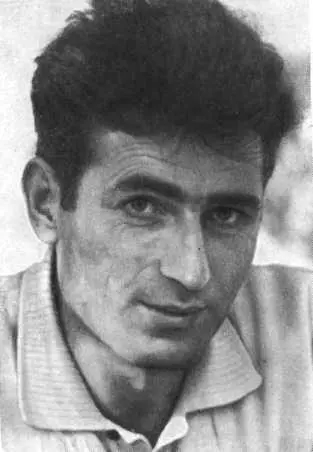79 Хозяин отметки 1300 Беник Майлян На бульдозерной тропе 80 Ваня - фото 14