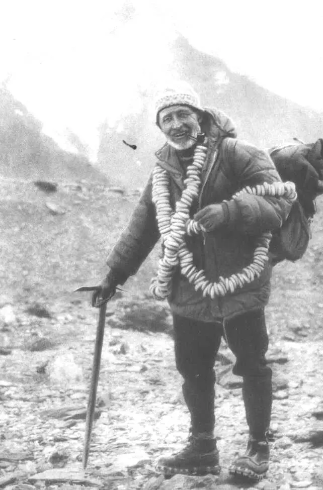 170 Лев Евгеньевич Опуховский 171 Южный Иныльчек Пик ХанТенгри - фото 41